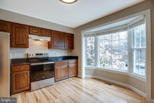 6502 WESTHAVEN LN, Springfield, VA 22150