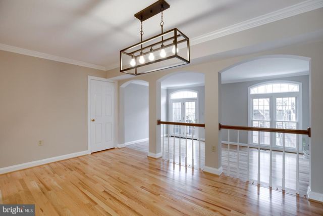 6502 WESTHAVEN LN, Springfield, VA 22150