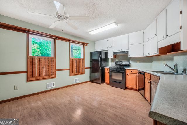 135 Springvalley Way, Stockbridge, GA 30281