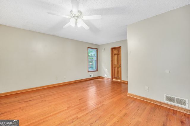 135 Springvalley Way, Stockbridge, GA 30281