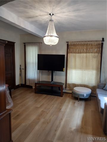 548 10th Street, Niagara Falls, NY 14301