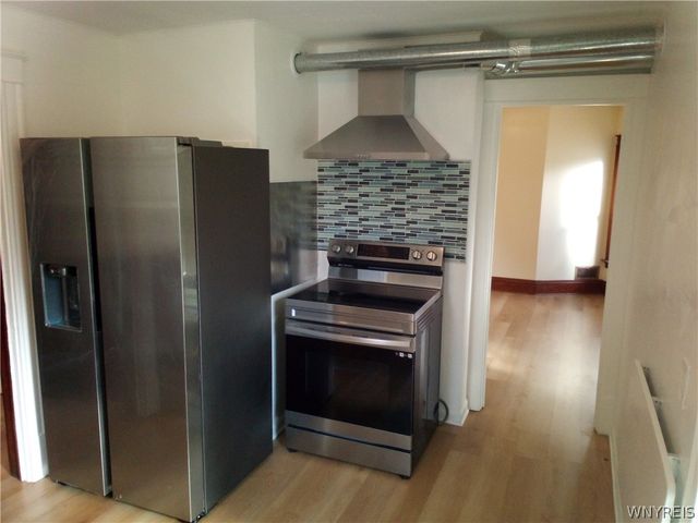 548 10th Street, Niagara Falls, NY 14301