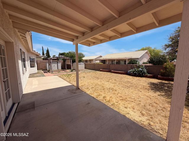 9946 E Paseo De La Masada, Tucson, AZ 85747