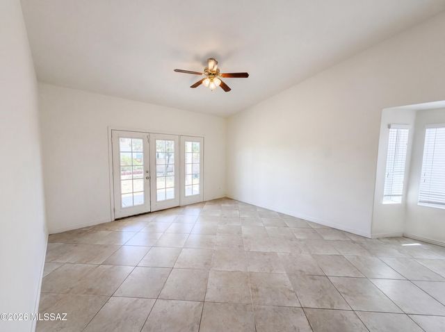 9946 E Paseo De La Masada, Tucson, AZ 85747