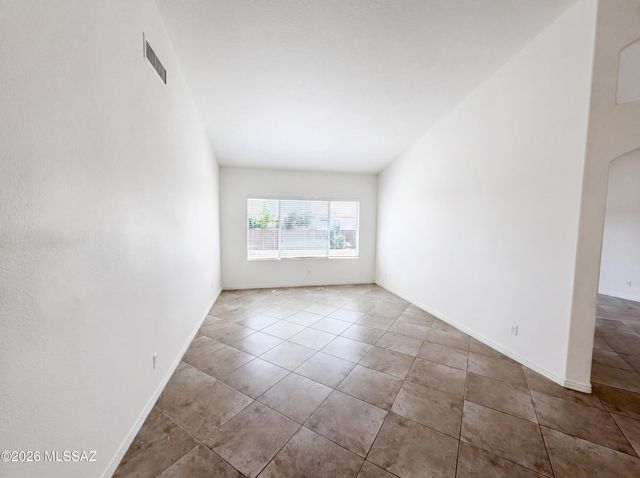 9946 E Paseo De La Masada, Tucson, AZ 85747