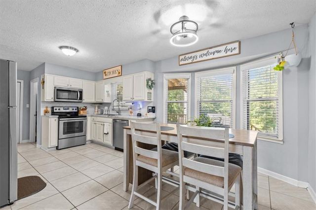 39 Cheryl Drive, Carrollton, GA 30116