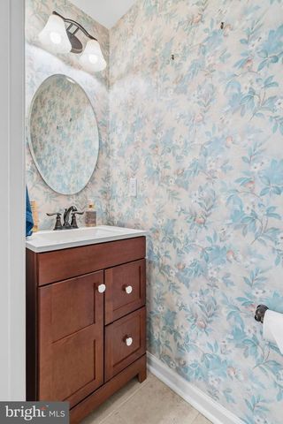 1125 ARBOUR LN, Quakertown, PA 18951