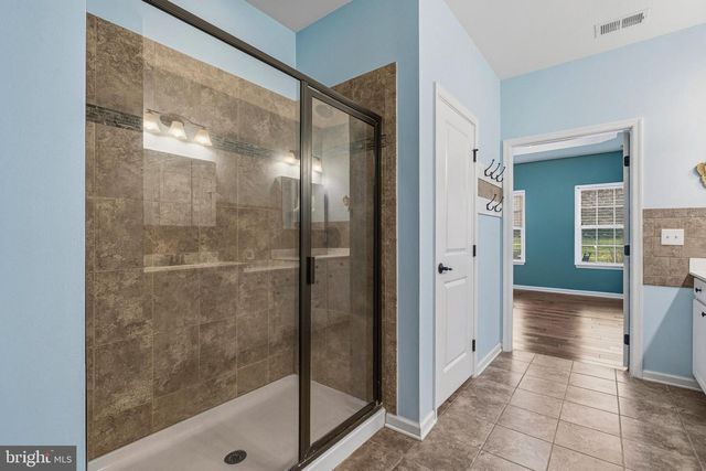 1125 ARBOUR LN, Quakertown, PA 18951