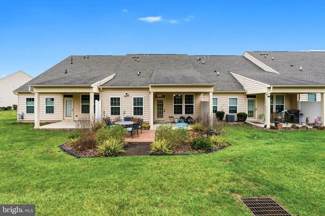 1125 ARBOUR LN, Quakertown, PA 18951