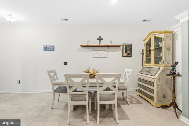 1125 ARBOUR LN, Quakertown, PA 18951