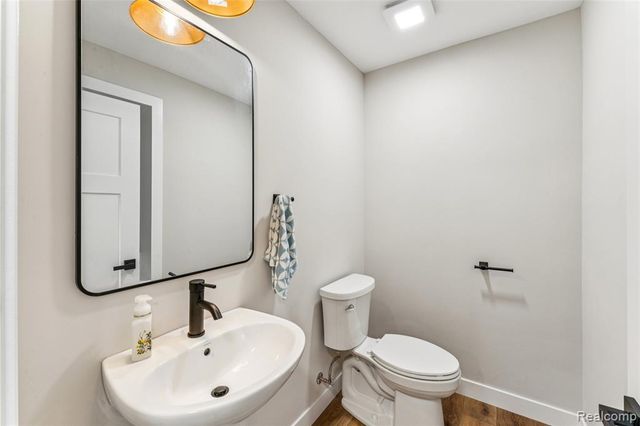 9398 Ortonville Road, Clarkston, MI 48348