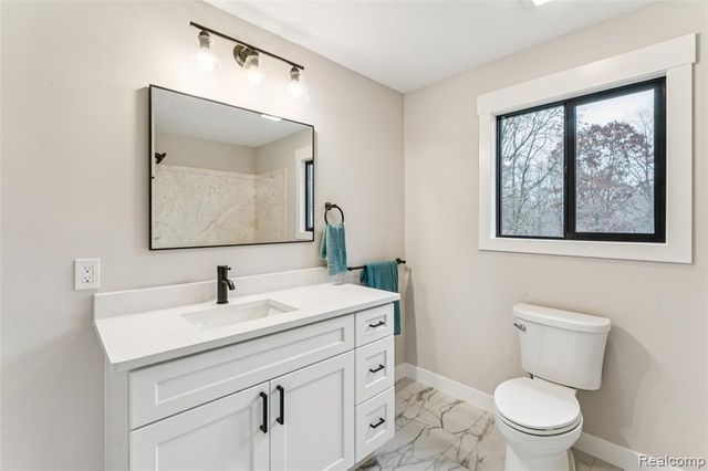 9398 Ortonville Road, Clarkston, MI 48348