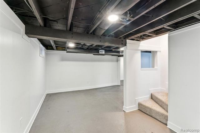 9398 Ortonville Road, Clarkston, MI 48348