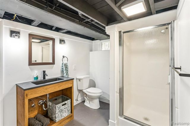 9398 Ortonville Road, Clarkston, MI 48348