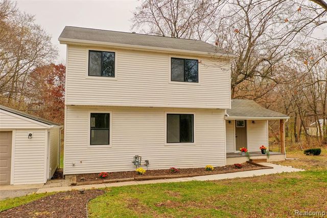 9398 Ortonville Road, Clarkston, MI 48348