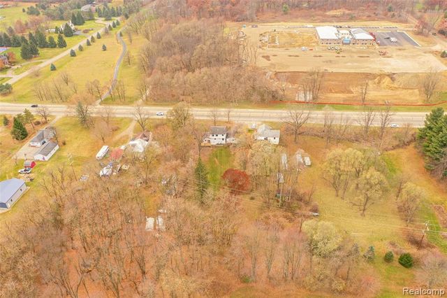 9398 Ortonville Road, Clarkston, MI 48348