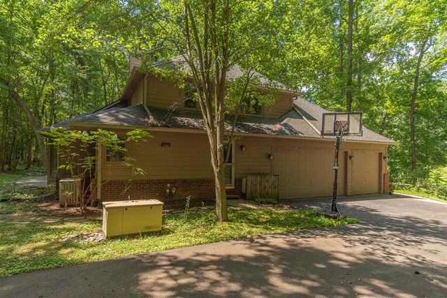 7421 Black Forest Drive, Dexter, MI 48130