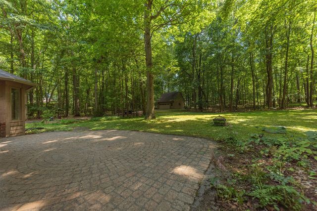 7421 Black Forest Drive, Dexter, MI 48130
