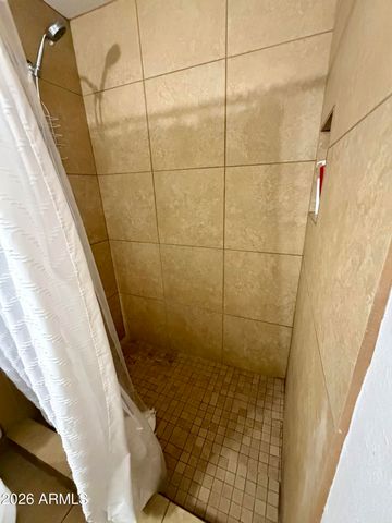 3301 W HOLLY Street, Phoenix, AZ 85009