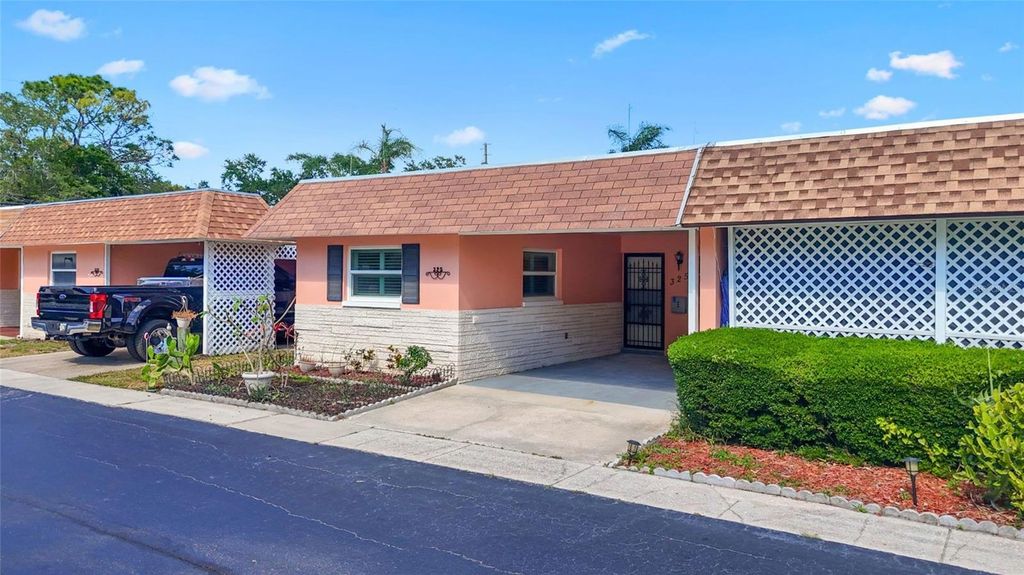 325 SKY LOCH DRIVE W, Dunedin, FL 34698
