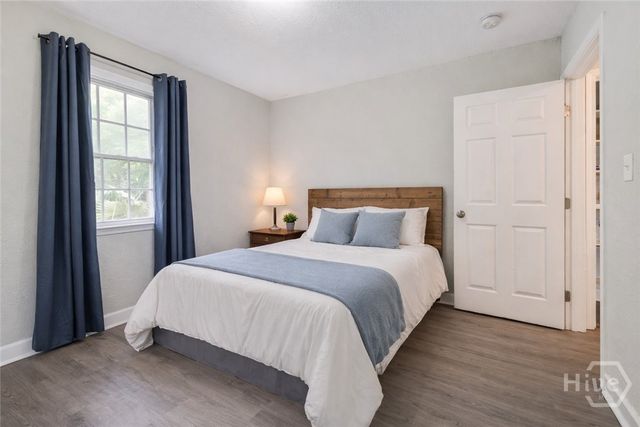 2004 N Fernwood Drive, Savannah, GA 31404