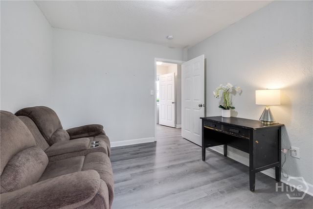 2004 N Fernwood Drive, Savannah, GA 31404