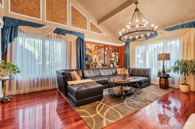 690 Elton Adelphia Road, Freehold, NJ 07728