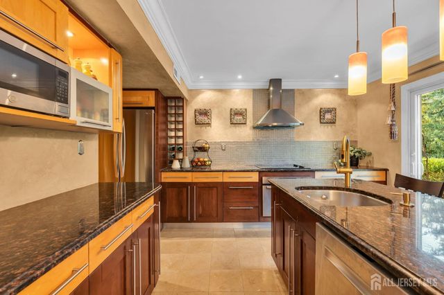 690 Elton Adelphia Road, Freehold, NJ 07728
