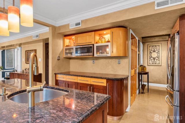 690 Elton Adelphia Road, Freehold, NJ 07728