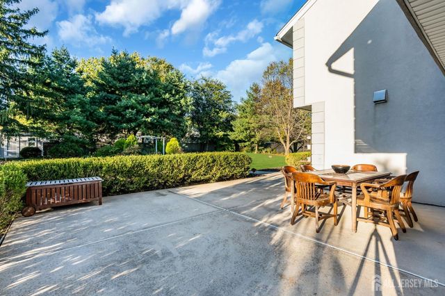 690 Elton Adelphia Road, Freehold, NJ 07728