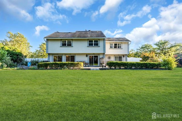 690 Elton Adelphia Road, Freehold, NJ 07728