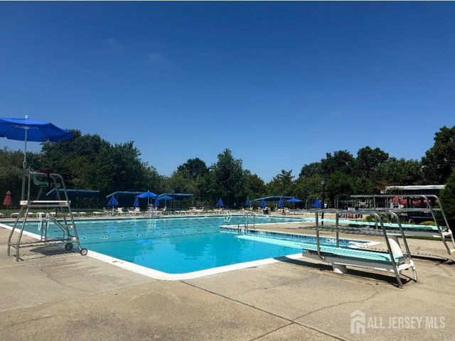 690 Elton Adelphia Road, Freehold, NJ 07728
