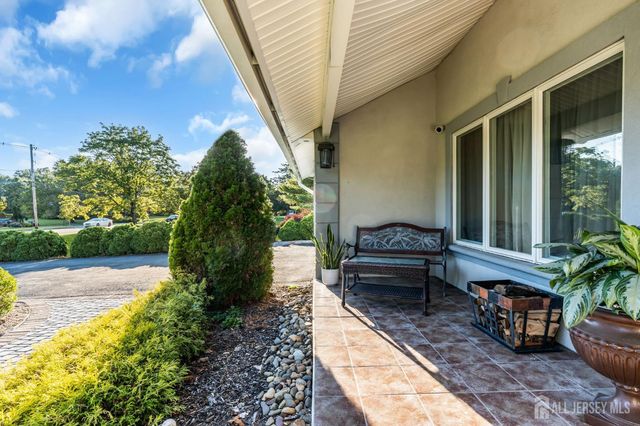 690 Elton Adelphia Road, Freehold, NJ 07728