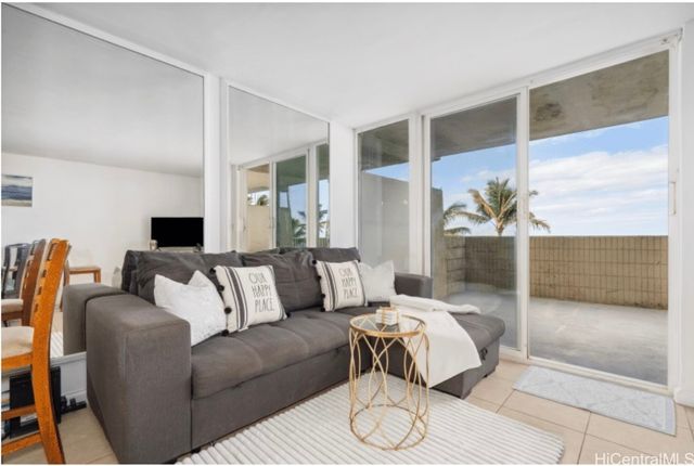 53-567 Kamehameha Highway 404, Hauula, HI 96717