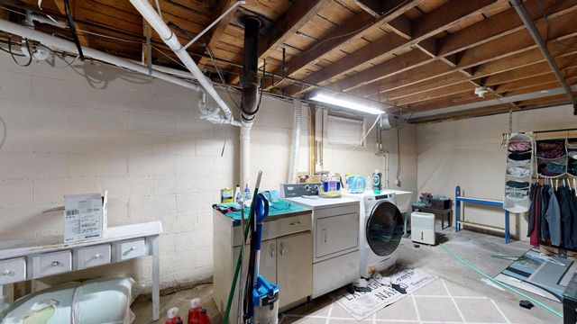 522 W Foster STREET, Tomah, WI 54660