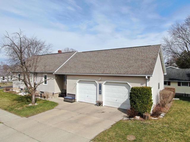 522 W Foster STREET, Tomah, WI 54660