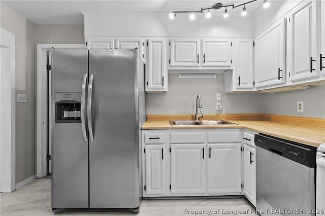 4917 Ashton Road, Fayetteville, NC 28304