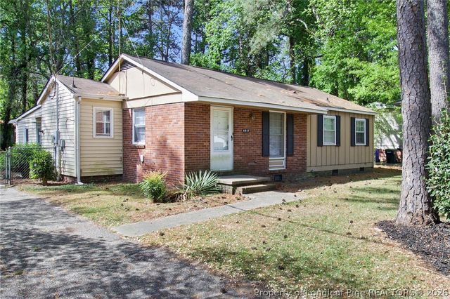 4917 Ashton Road, Fayetteville, NC 28304