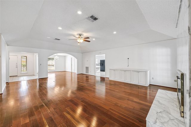 11906 Pepperdine Lane, Houston, TX 77071