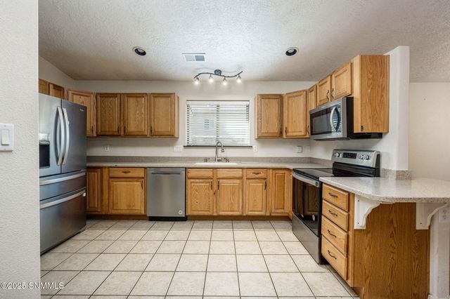 2525 Tierra Grande Court, Las Cruces, NM 88011