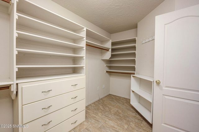 2525 Tierra Grande Court, Las Cruces, NM 88011