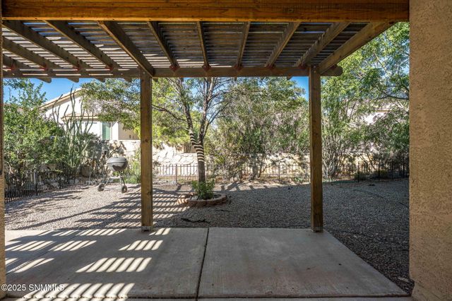2525 Tierra Grande Court, Las Cruces, NM 88011