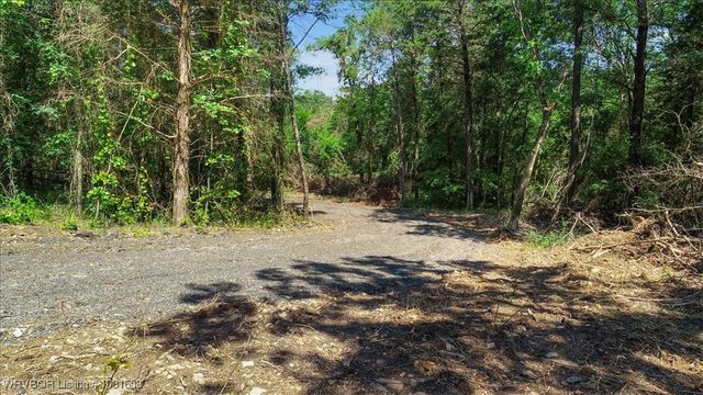 16275 Lovings Road, Heavener, OK 74937
