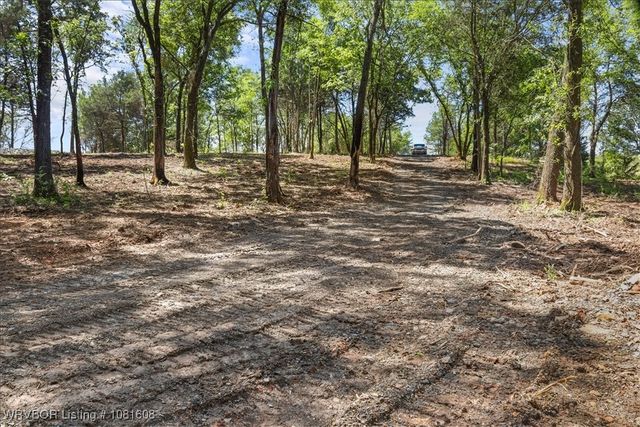 16275 Lovings Road, Heavener, OK 74937