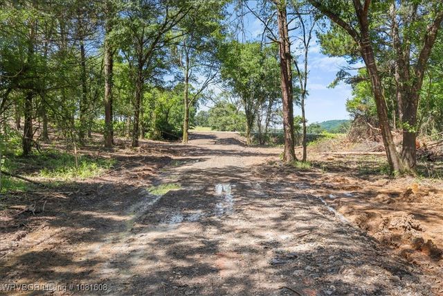 16275 Lovings Road, Heavener, OK 74937