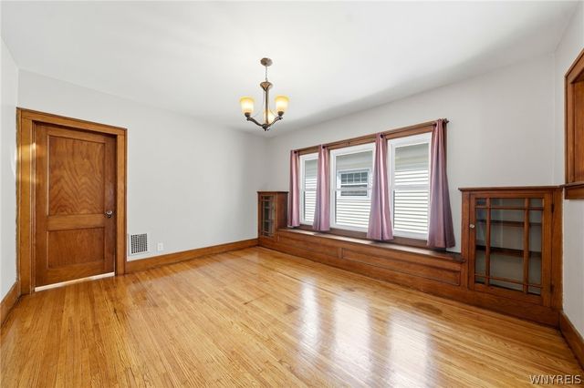 34 Cunard Road, Buffalo, NY 14216