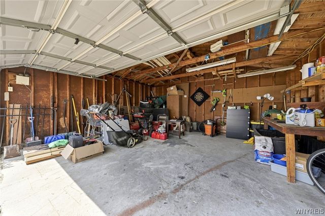 34 Cunard Road, Buffalo, NY 14216