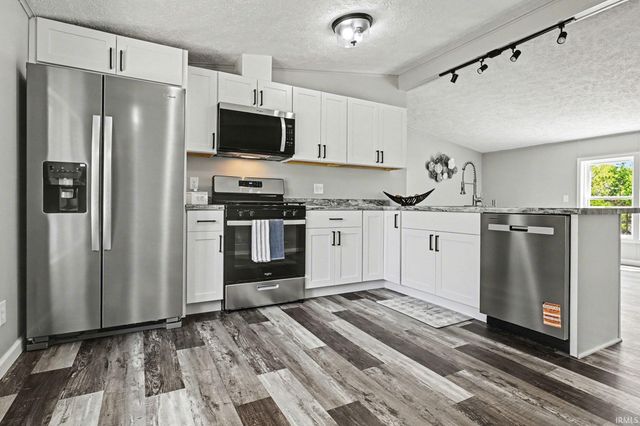 412 S Maple Street, Milford, IN 46542