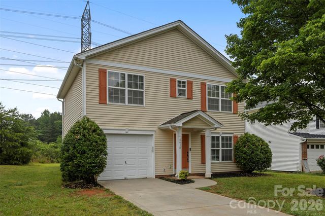 6618 Wicked Oak Lane, Charlotte, NC 28216