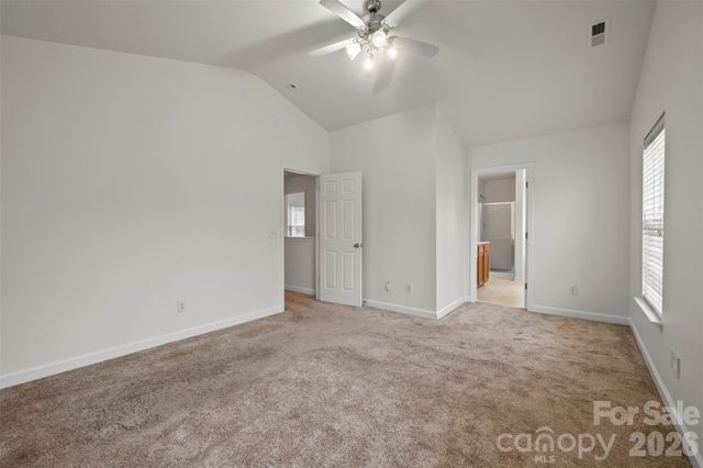 6618 Wicked Oak Lane, Charlotte, NC 28216